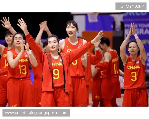 女篮姑娘拼出中国荣耀时刻，女篮小姐姐